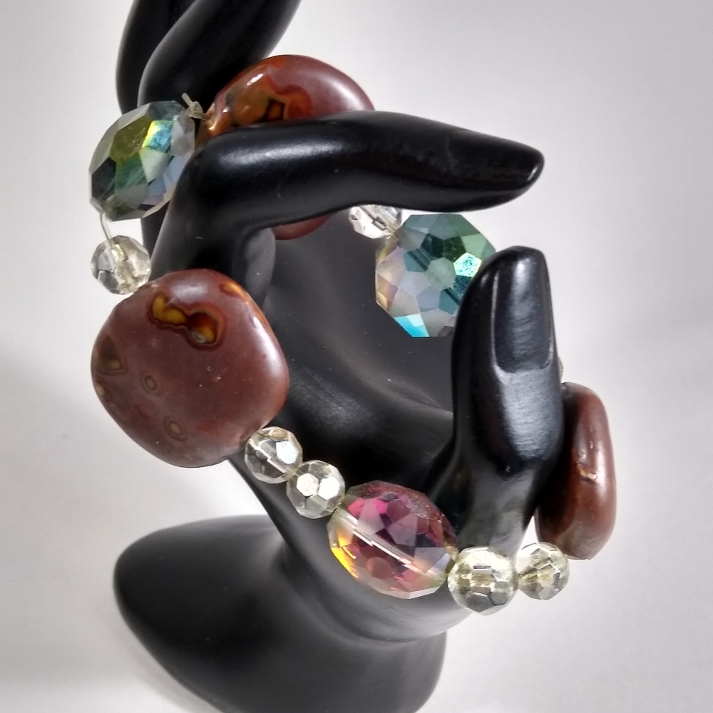 Bracelet Brown Clear Iridescent Bead Iridescent